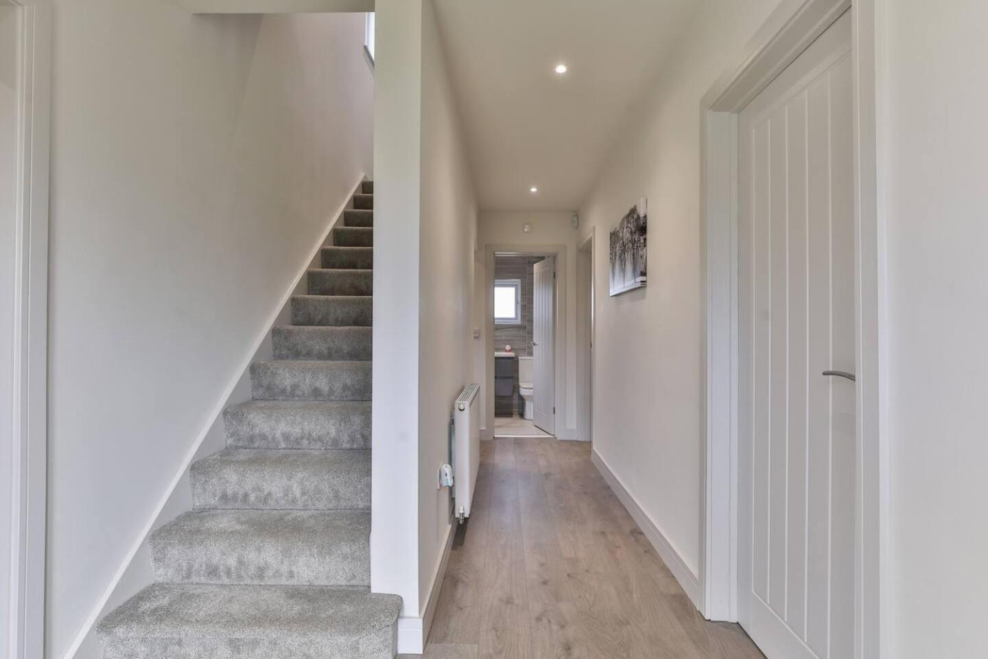 Modern, Cosy Whole House Wifi Close To Attractions Sheffield Exterior foto