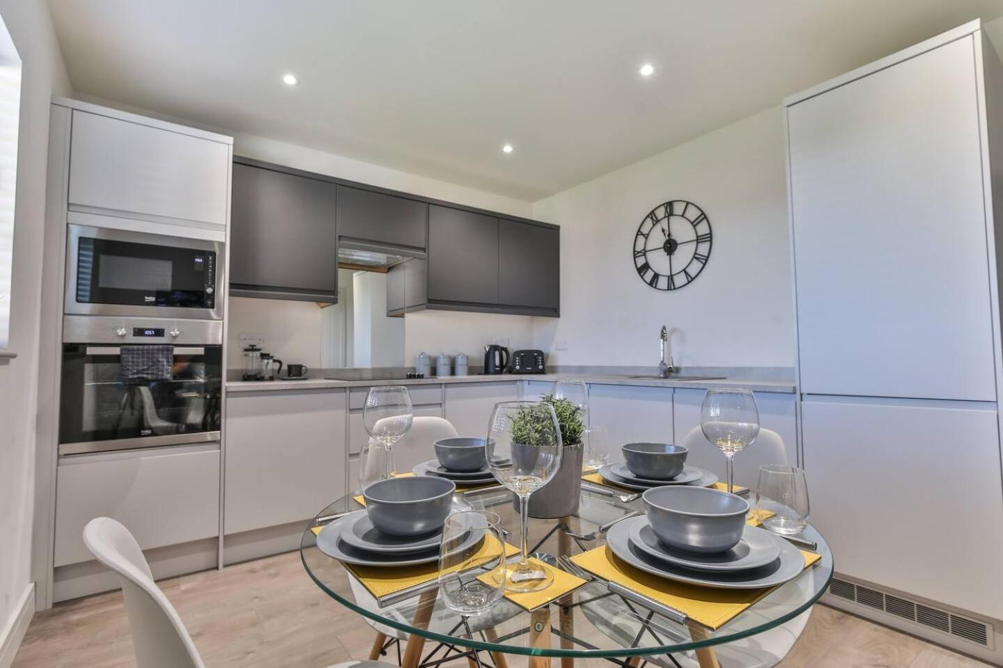 Modern, Cosy Whole House Wifi Close To Attractions Sheffield Exterior foto